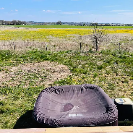 Glamping Taet Pa By Og Ud Til Marker * Ringsted